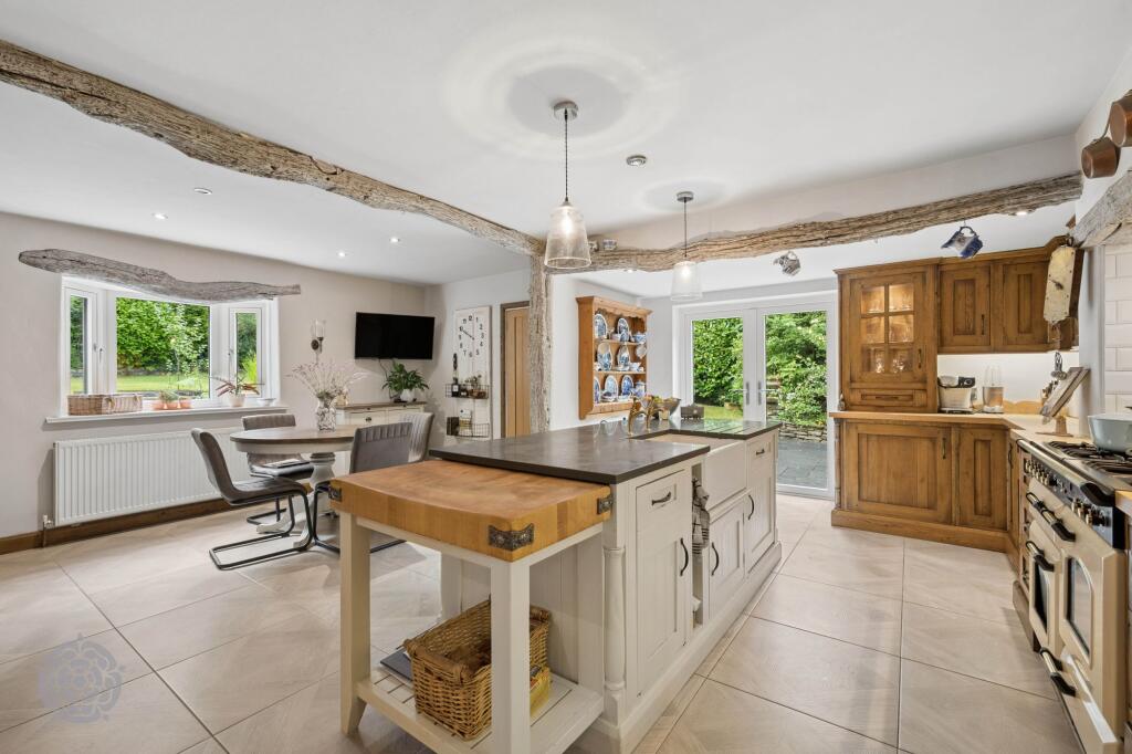 House in Bolton, Greater Manchester - View 4