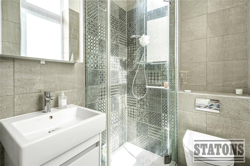 Additional image 18 of High Road, Essendon, Hatfield, Hertfordshire, AL9