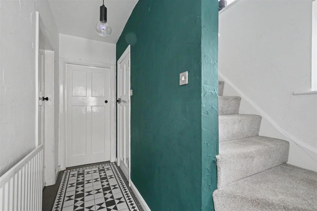 Walter Street, Draycott - View 6