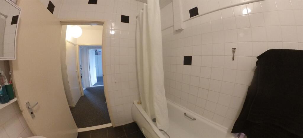 Apartment in Portsmouth - View 5