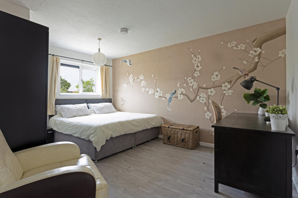 Main image of property: Turpyn Court, Cambridge, Cambridgeshire, CB4