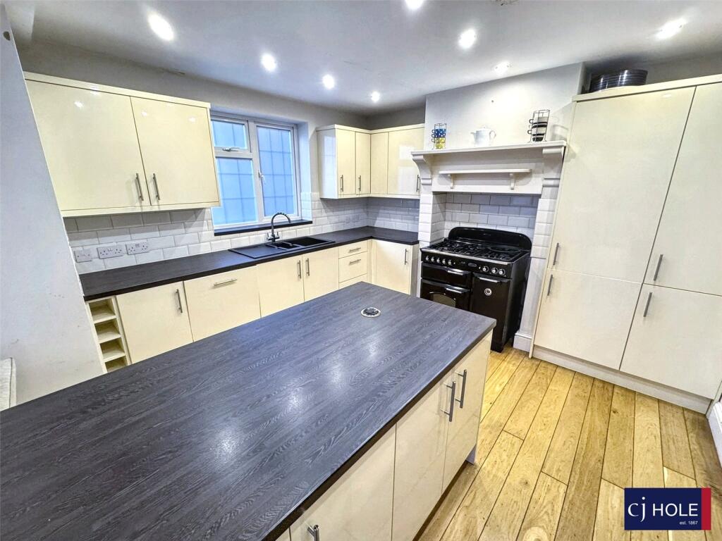 Green Street, Brockworth, Gloucester, GL3 photo 3