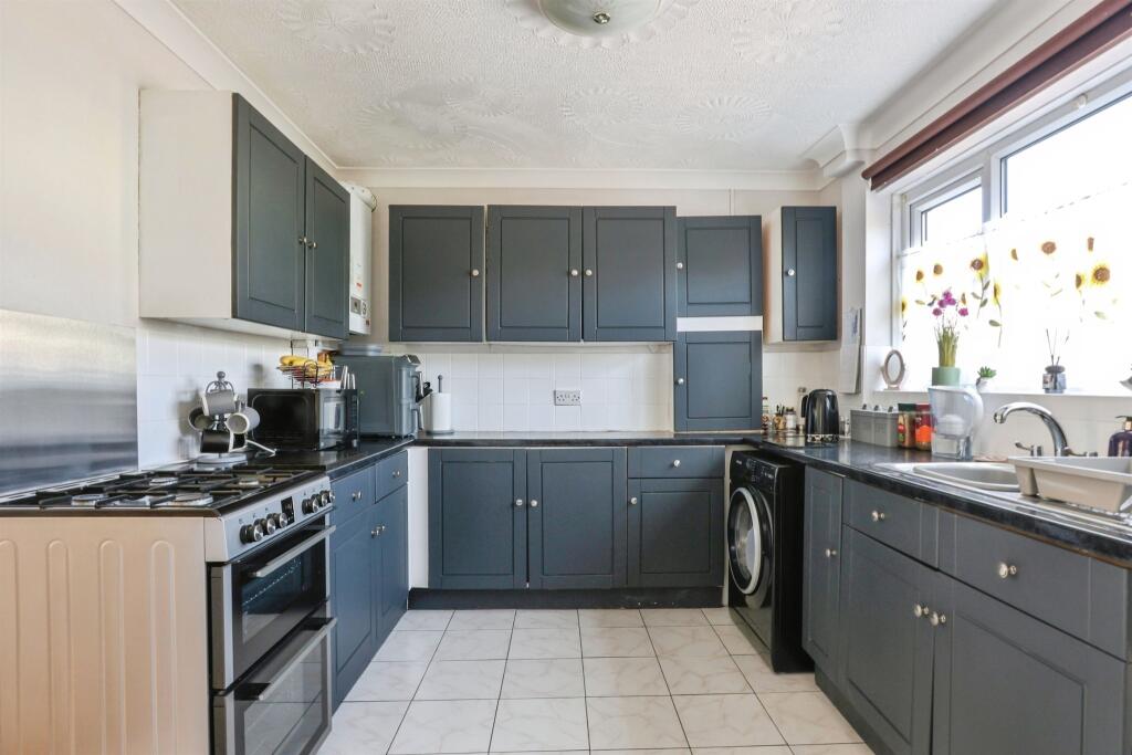 House in Poole - View 4