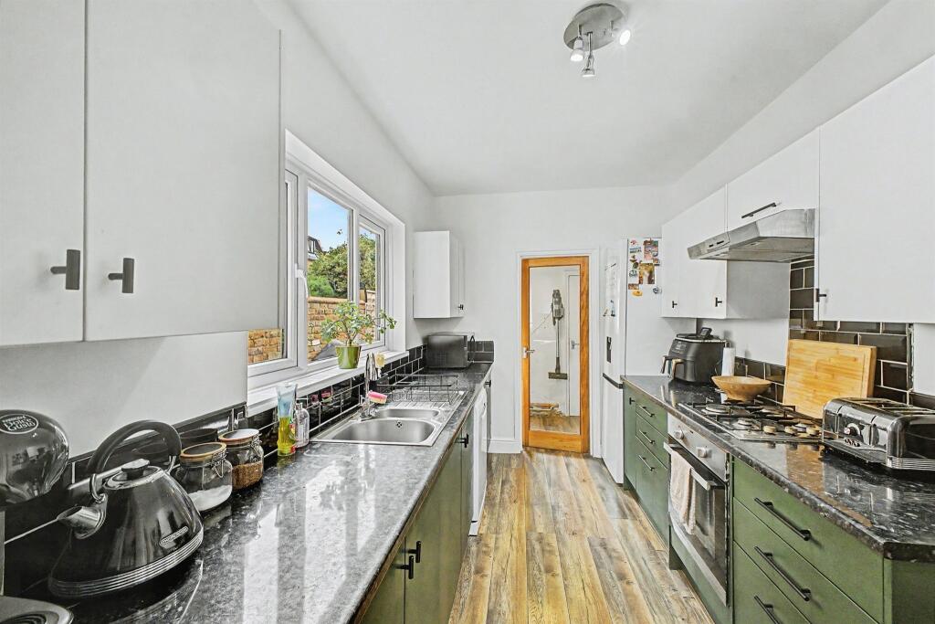 House in Northampton - View 5