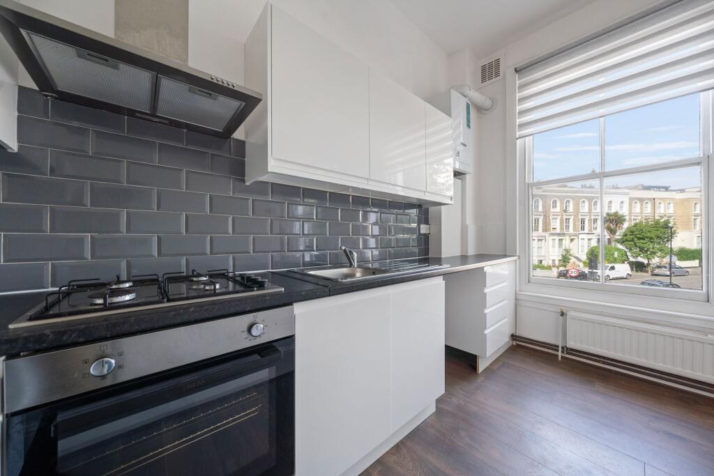 Apartment in London - View 2