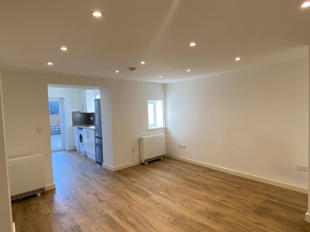 Main image of property: 128 Bevois Valley Road, Portswood, Southampton