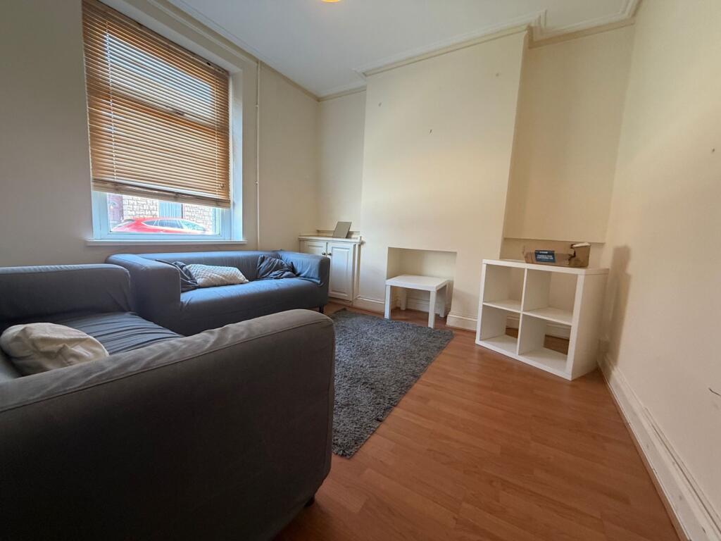 House in Cardiff, Maindy, Cathays - View 2