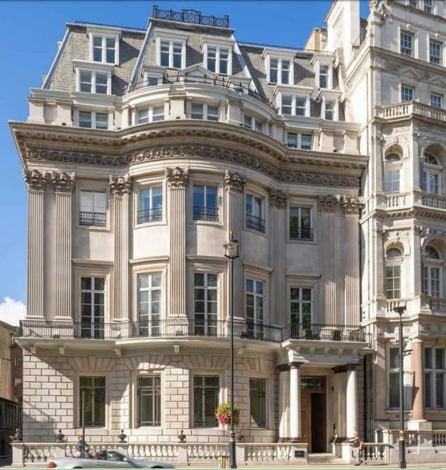 105 Piccadilly External Image