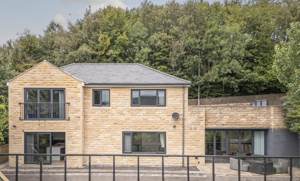 Main image of property: The Meadows, Sowerby Bridge