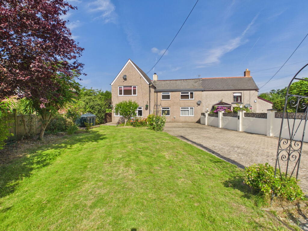 Main image of property: Ellwood, Coleford