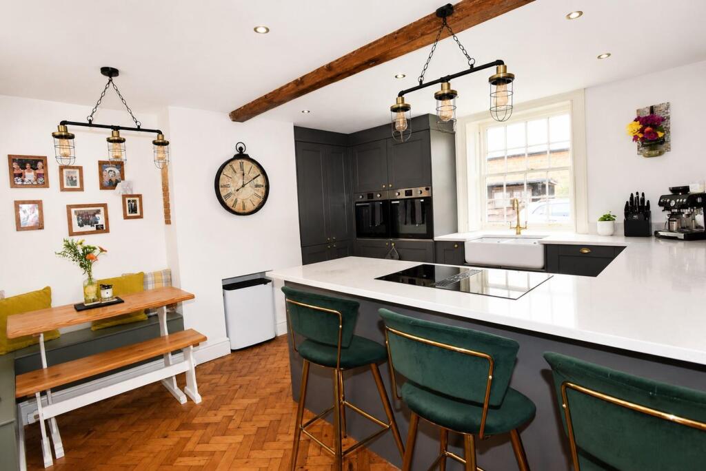 House in Northampton - View 5