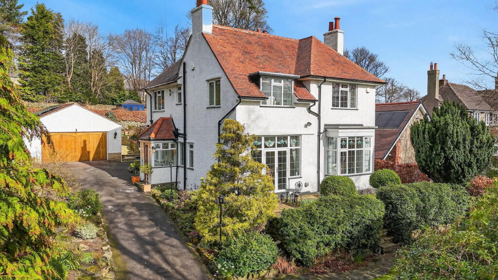 Main image of property: Stumperlowe Crescent Road, Fulwood, Sheffield, S10 3PR