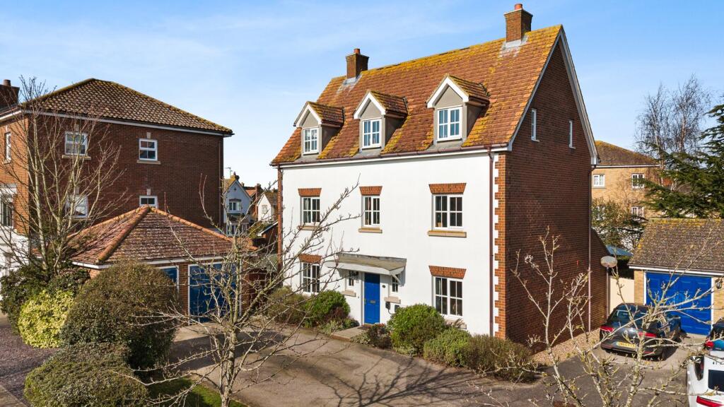 Main image of property: Knight Road, Rendlesham, Woodbridge, IP12