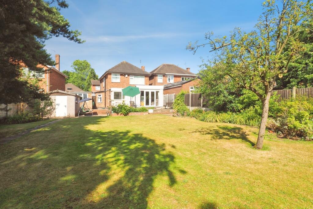 House in Nottingham, Bramcote - View 2