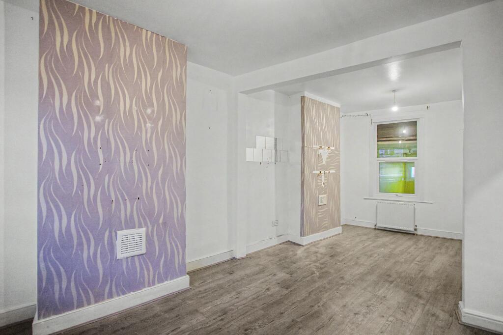 69 Dames Road, London E7 0DW photo 3