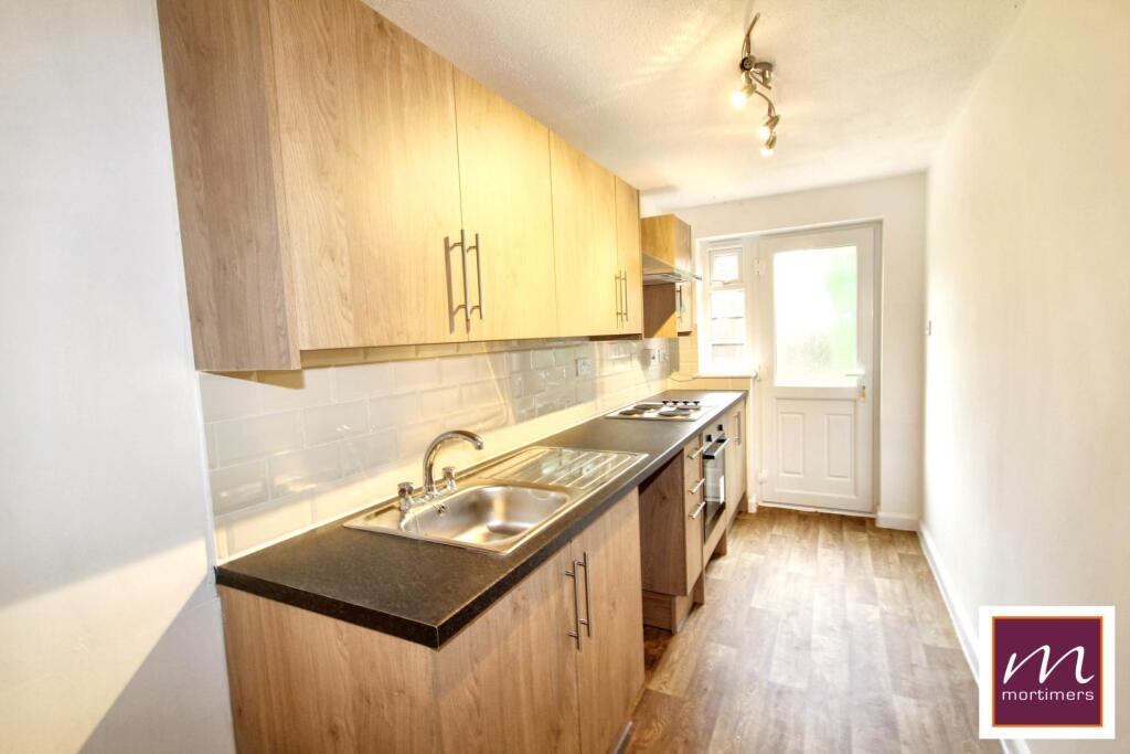 Apartment in Hemel Hempstead - View 2