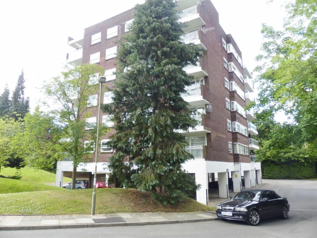 Main image of property: Holders Hill Road, Hendon, London NW4 1JS
