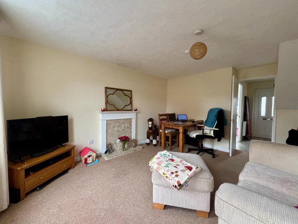 House in Northampton - View 3