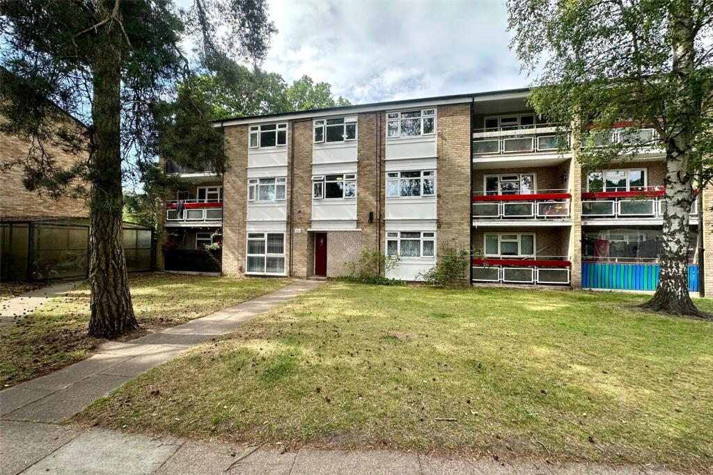 Main image of property: Harmans Water Road, Bracknell, Berkshire, RG12