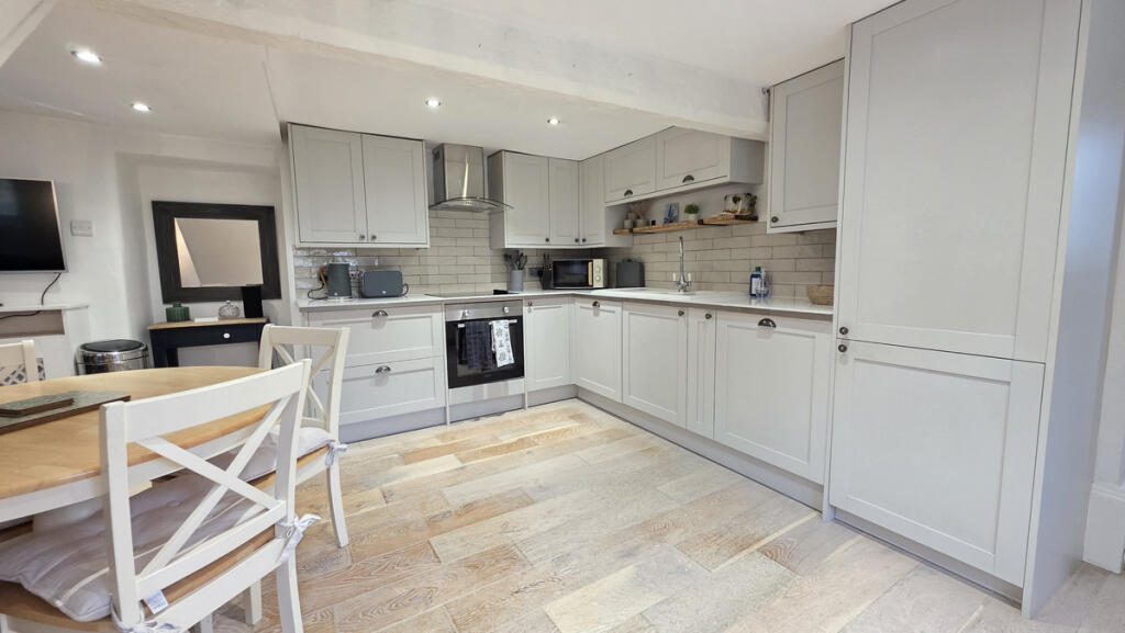 House in Stratford-on-Avon, Napton on the Hill CP - View 4