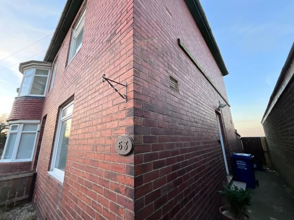 Main image of property: Moorhead, Newcastle Upon Tyne, NE5