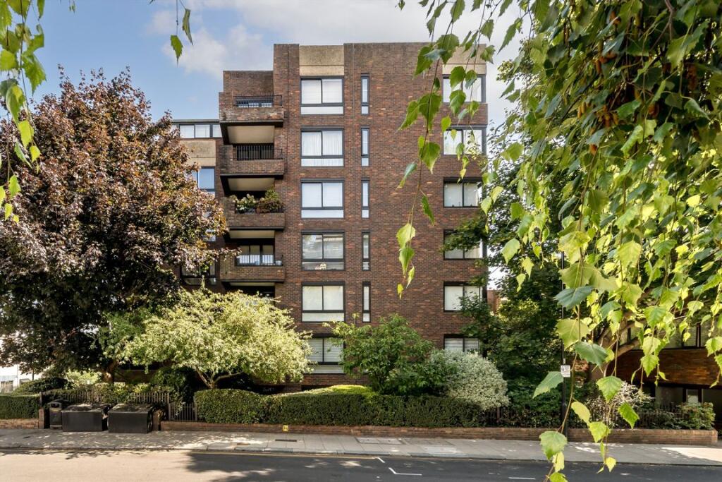 Main image of property: Kensington Place, Kensington