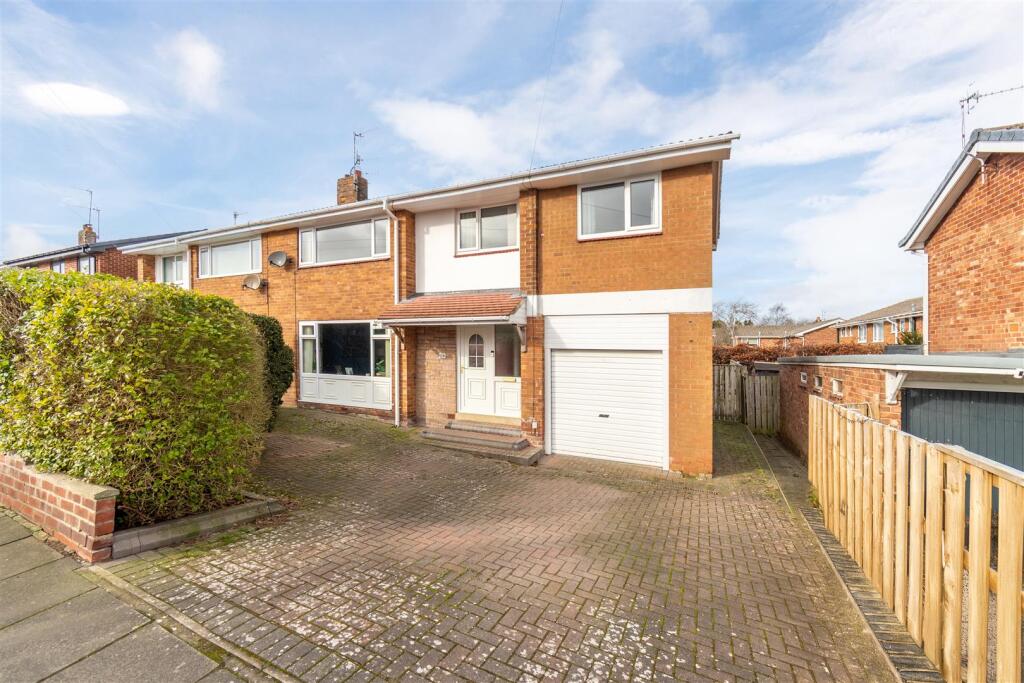 4-bed semi-detached on Abbey Meadows, Morpeth, NE61, £339,000