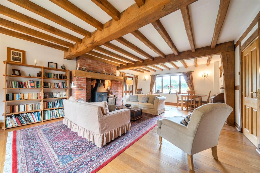 House in Llandrindod Wells - View 2