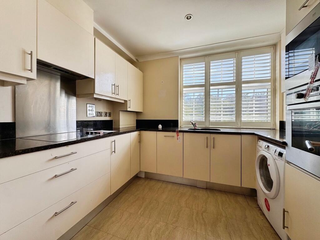 Apartment in London - View 2