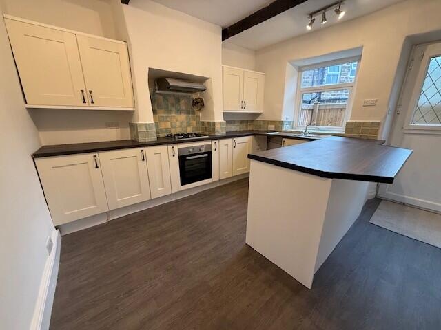 House in Harrogate - View 5