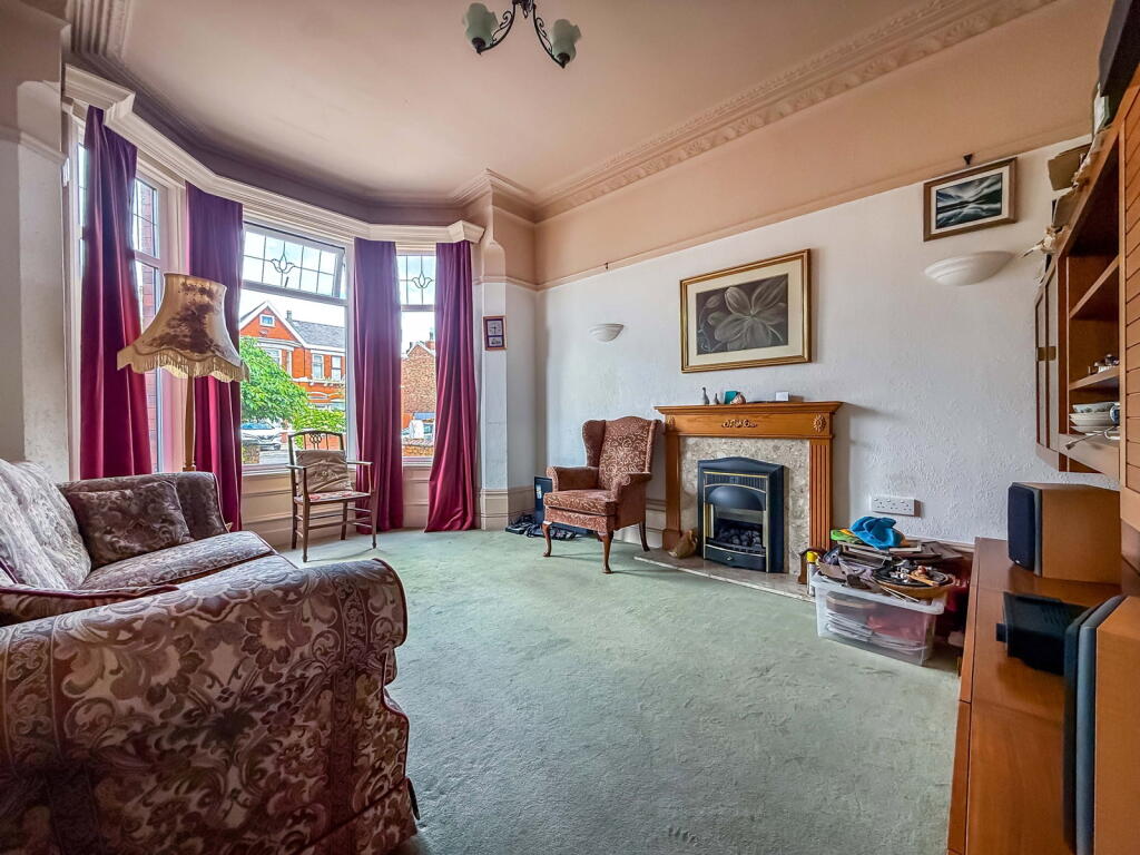 House in Sefton, Liverpool City Region - View 5