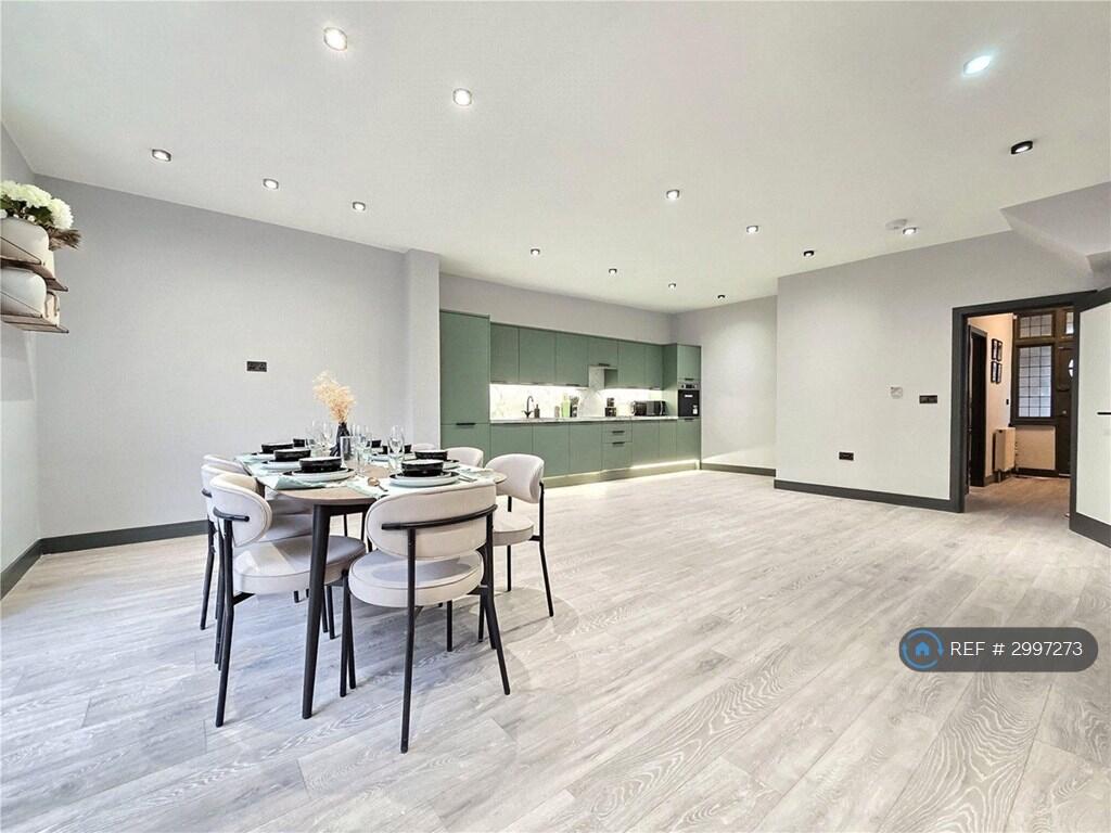 Main image of property: Dobell Road, London, SE9