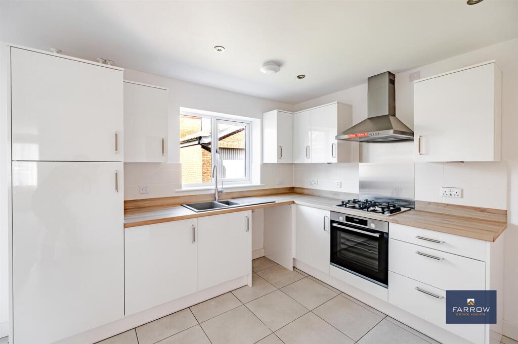 House in Doncaster - View 4