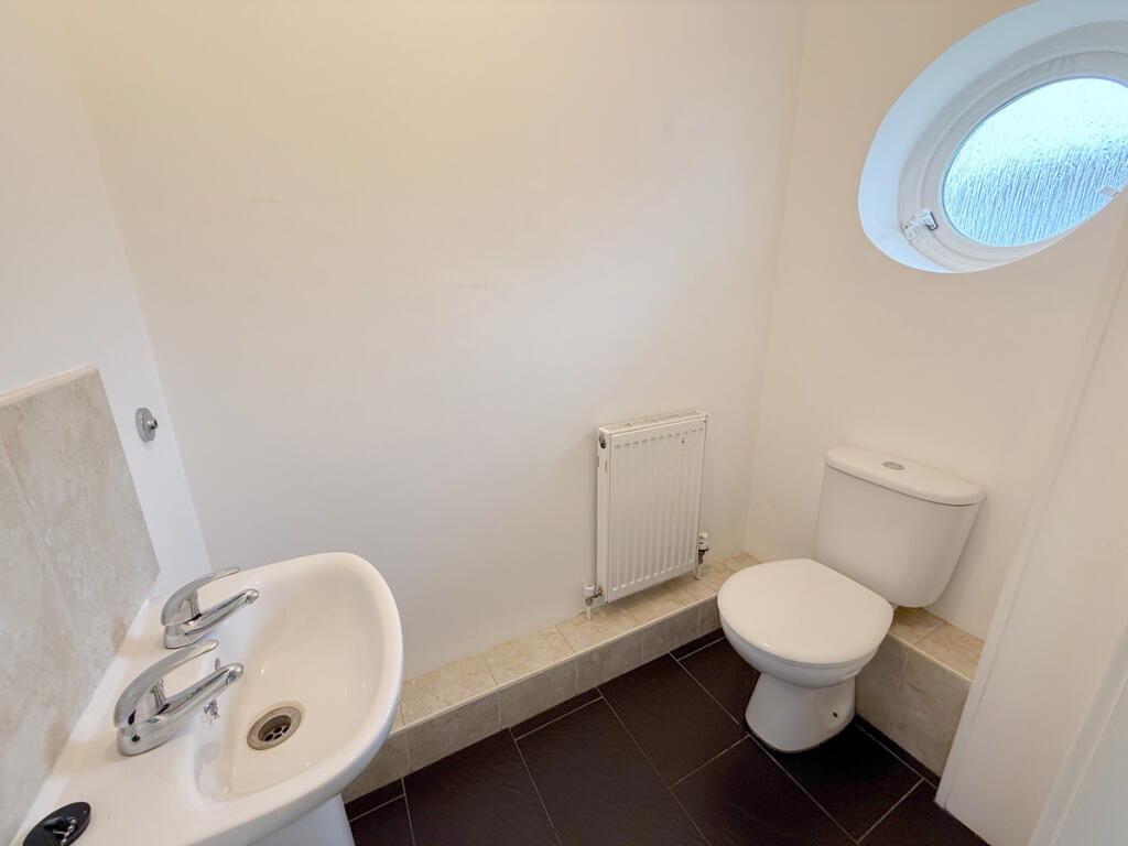 House in Kinson, Ensbury, Bournemouth - More