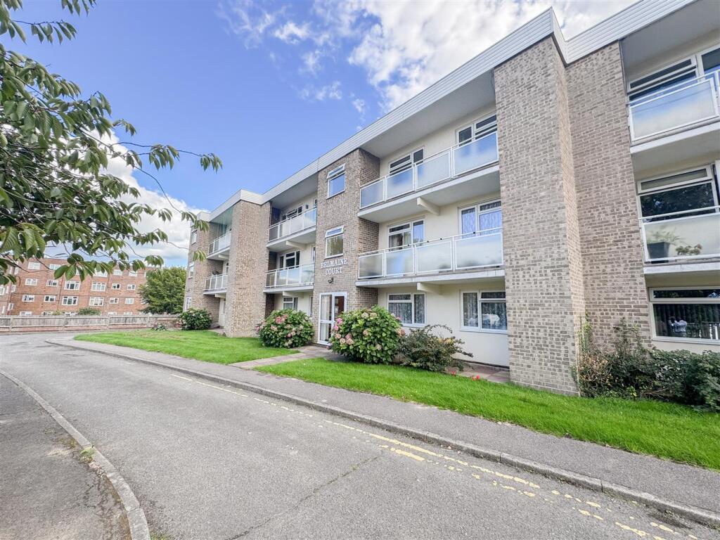 Apartment in Bexhill-on-Sea, White Hill