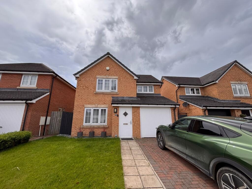 3-bed detached on Buckthorn Crescent, Stockton-On-Tees, £220,000