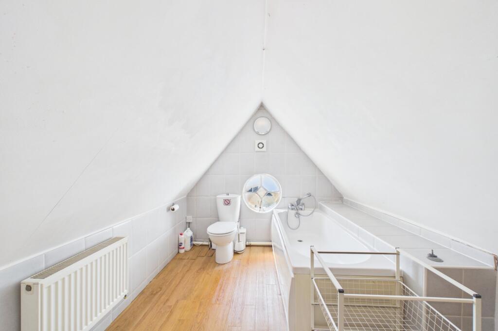 Tilehurst Road, Reading, Berkshire, RG30 - View 5