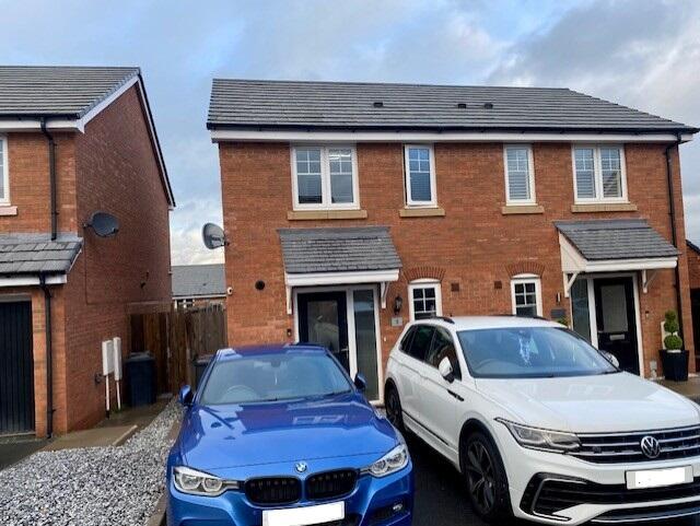Main image of property: Wakem Close, Nuneaton, CV10
