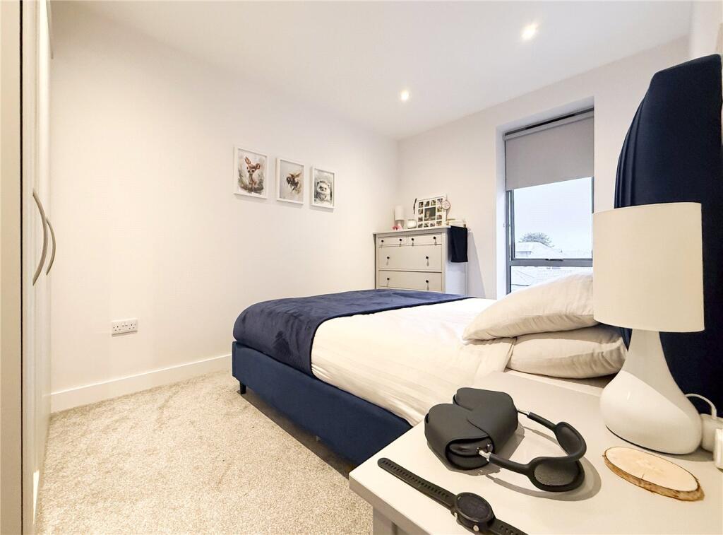 Apartment in Bournemouth - More