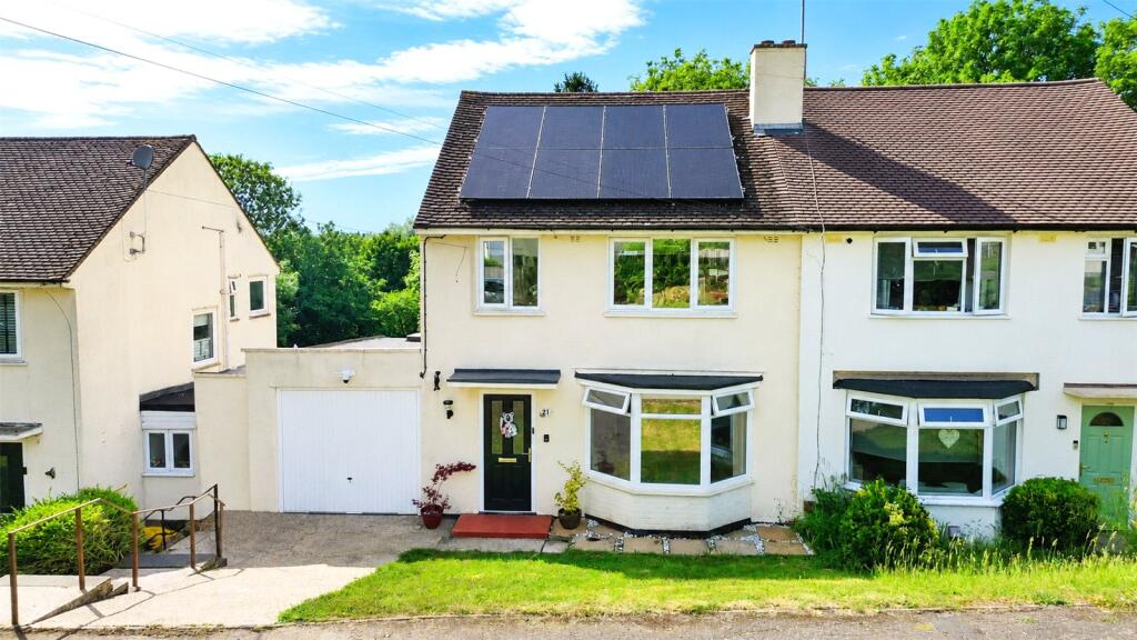 Main image of property: Garston Crescent, Calcot, Reading, Berkshire, RG31