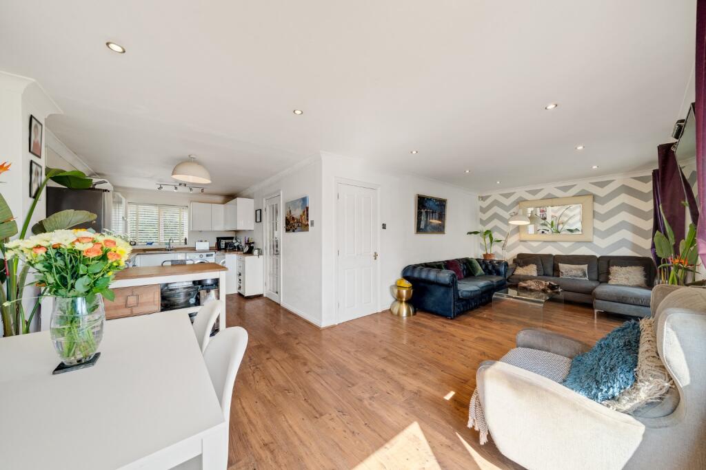 Tylers Green Road, Crockenhill, Kent, BR8 8LG - View 2