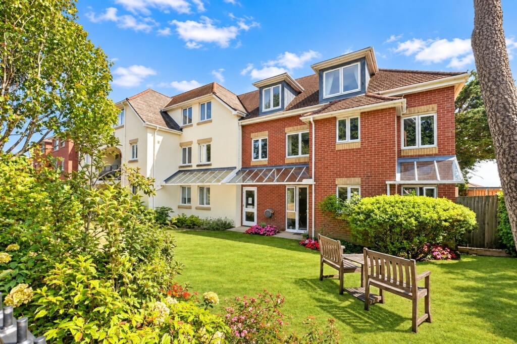Apartment in Bournemouth - View 5