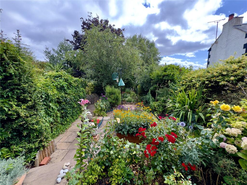 Hillside Road, Heswall, Wirral, CH60 photo 4