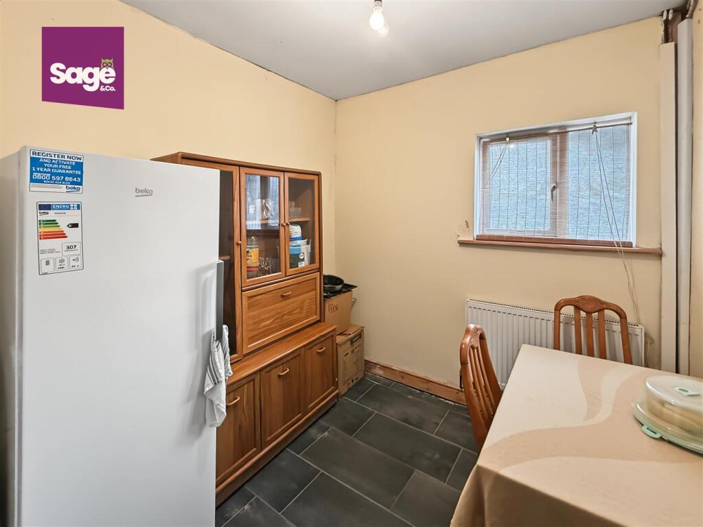 House in Llanhilleth - View 3