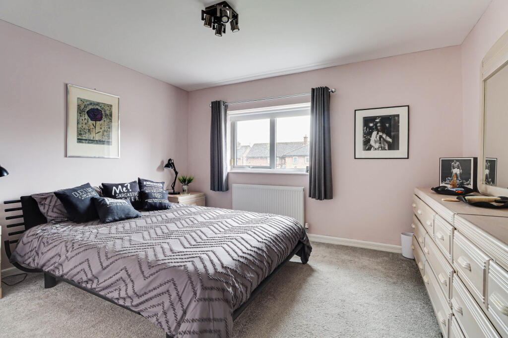 Additional image 16 of Cell Barnes Lane, St Albans, AL1