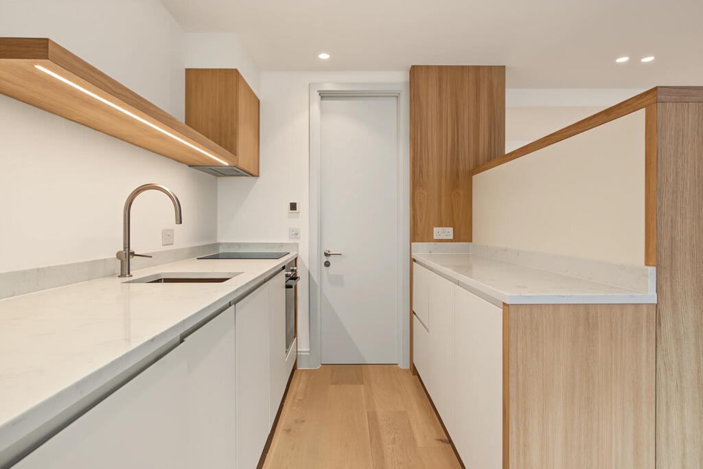 Apartment in London - View 4
