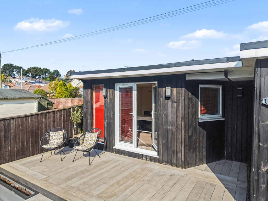 Additional image 20 of Playfields Drive, Branksome