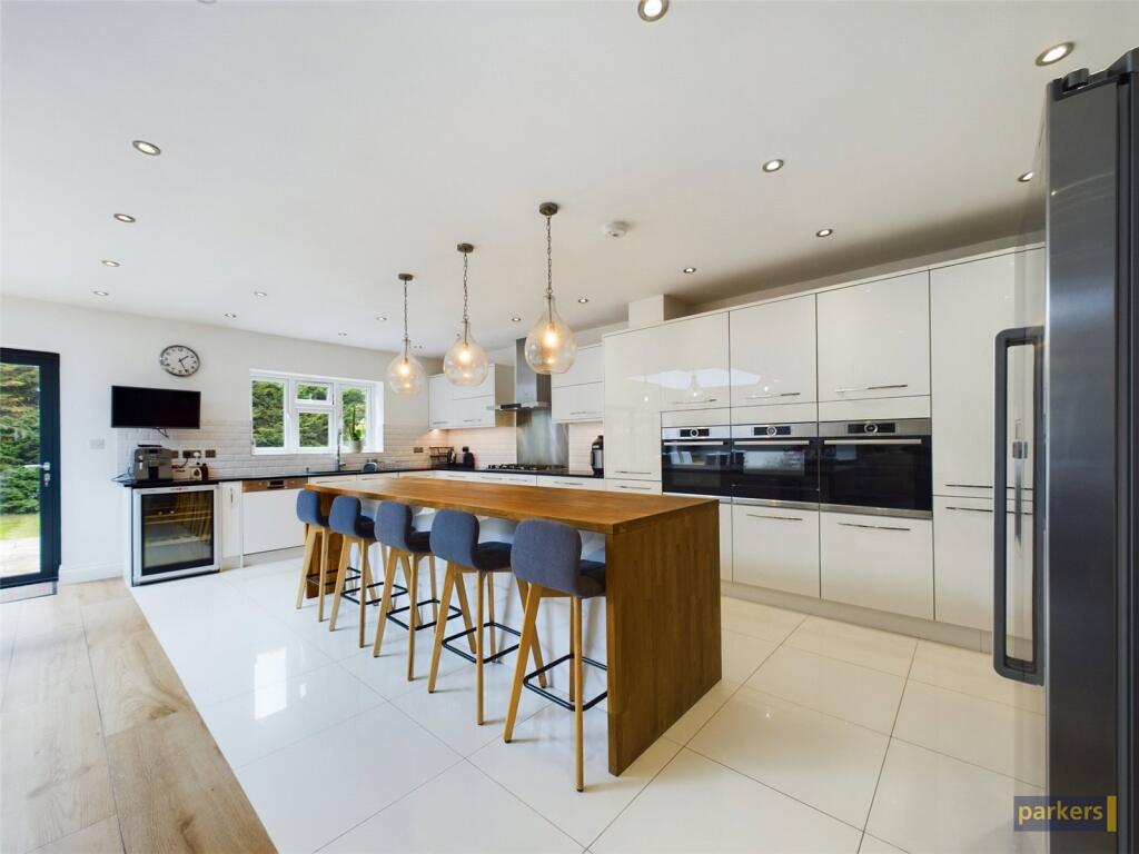 Wokingham Road, Earley, Reading, Berkshire, RG6 photo 2