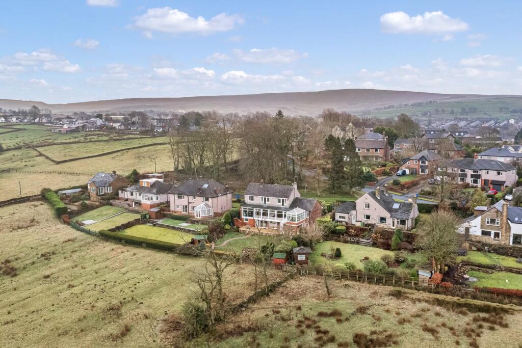 Additional image 84 of Manor Road, Colne