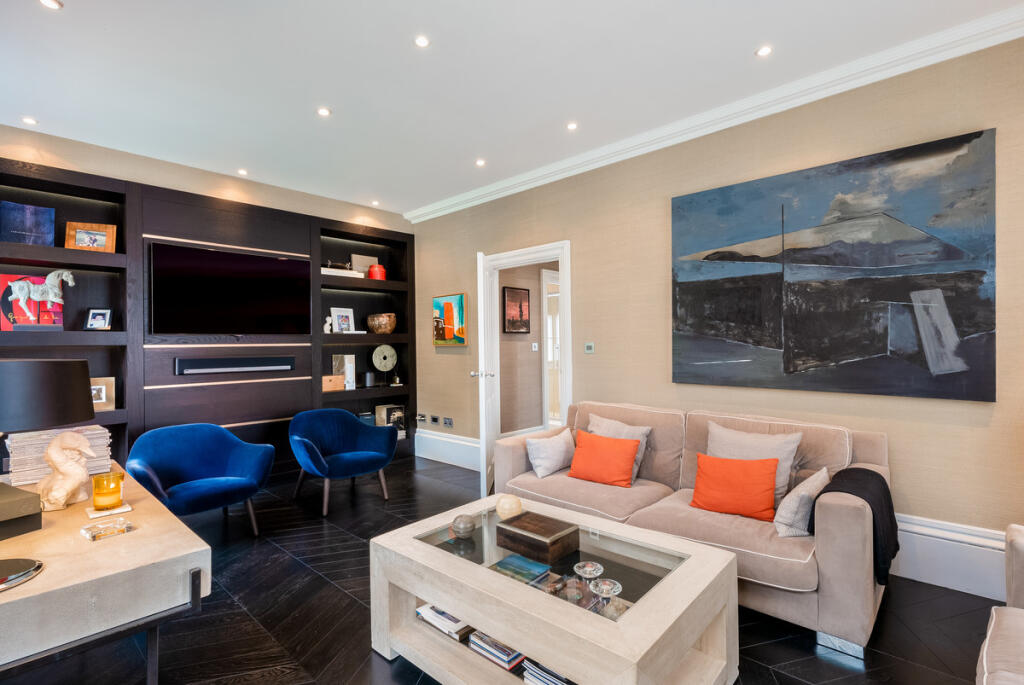 Apartment in Warwick, Royal Leamington Spa - View 4
